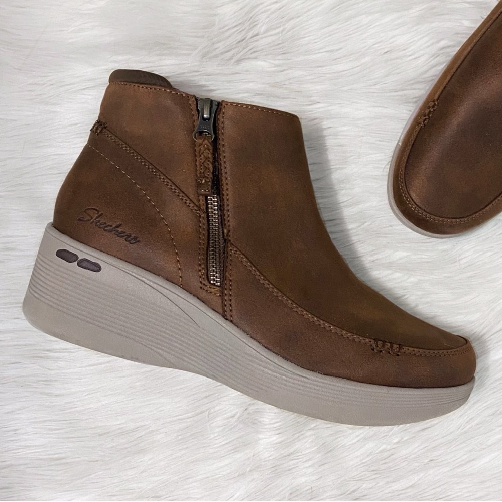 Skechers  Brown Faux Vegan Leather Pier Lite Natural Charm Platform Ankle Bootie